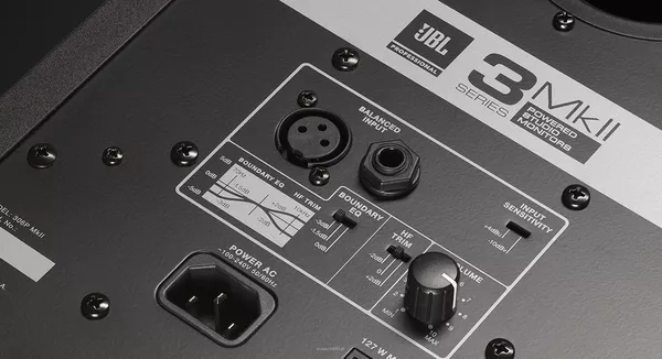 JBL 305P MKII Aktywny 5